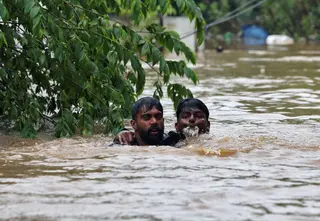 ভয়াবহ বন্যা-ভূমিধসে ভারতের ৪ রাজ্যে প্রাণহানি একশ ছুঁই ছুঁই